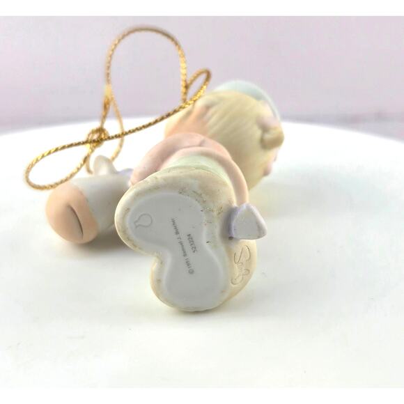 Precious Moments - "Happy Trails is Trusting Jesus" 1991 - Picture 7 of 8